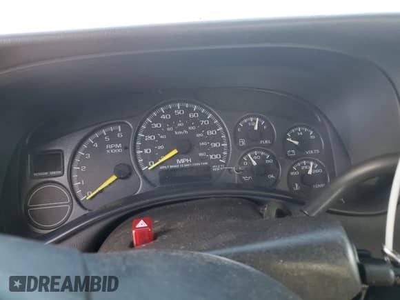 2000 GMC Sierra 1500 SLE с VIN 2GTEK19T0Y1387636, выставлен на аукционе Copart как лот 82459445 с пробегом Не указан миль и Списание • Salvage title. История ставок и продаж доступна на DreamBid. Изображение 9.