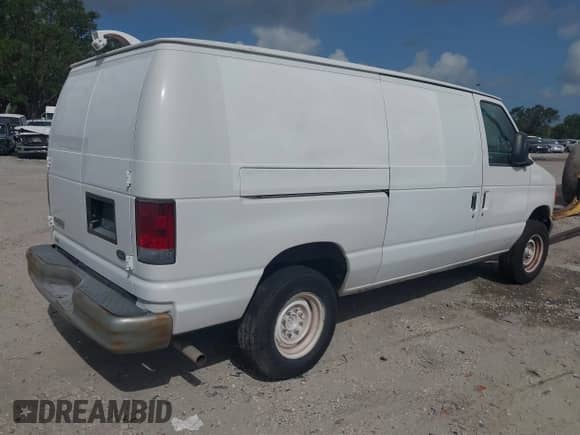 2007 Ford Econoline Cargo Commercial с VIN 1FTNE24W27DA99831, выставлен на аукционе IAAI как лот 42292439 с пробегом 280 756 миль миль и . История ставок и продаж доступна на DreamBid. Изображение 4.