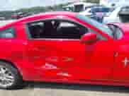 2014 Ford Mustang Premium с VIN 1ZVBP8AMXE5270445, выставлен на аукционе IAAI как лот 42622897 с пробегом 108 017 миль миль и . История ставок и продаж доступна на DreamBid. Изображение 14.