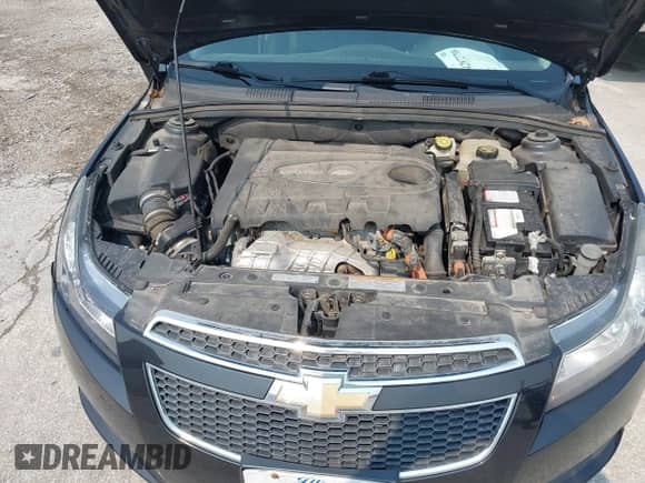 2014 Chevrolet Cruze Diesel z VIN 1G1P75SZ5E7422338, wystawiony jako IAAI lot #42872798 z przebiegiem 199 424 mil mil oraz . Historia ofert i sprzedaży dostępna na DreamBid. Obrazek 10.