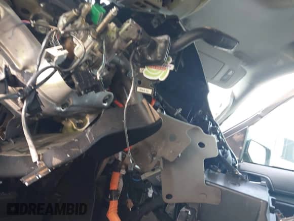 2020 Chevrolet Suburban LT с VIN 1GNSKHKC4LR304237, выставлен на аукционе IAAI как лот 43087275 с пробегом Не указан миль и . История ставок и продаж доступна на DreamBid. Изображение 7.