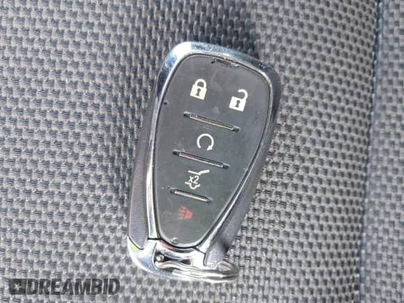 2020 Chevrolet Traverse LT Cloth z VIN 1GNERGKW3LJ206148, wystawiony jako IAAI lot #40961449 z przebiegiem 53 306 mil mil oraz . Historia ofert i sprzedaży dostępna na DreamBid. Obrazek 11.