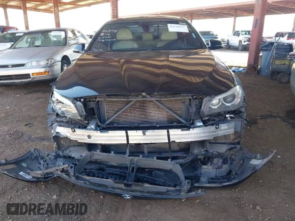 2015 BMW 5 Series 535i с VIN WBA5B1C52FD919543, выставлен на аукционе IAAI как лот 43326517 с пробегом 127 099 миль миль и . История ставок и продаж доступна на DreamBid. Изображение 6.