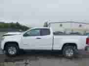 2015 Chevrolet Colorado 2WD WT z VIN 1GCHSAEA1F1205818, wystawiony jako IAAI lot #42391562 z przebiegiem 197 818 mil mil oraz . Historia ofert i sprzedaży dostępna na DreamBid. Obrazek 14.