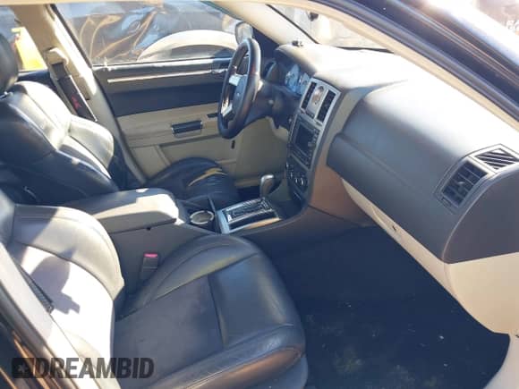 2006 Chrysler 300 C SRT-8 with VIN 2C3LA73W06H216409, listed as a IAAI auction lot 41588832 with 187,662 mi miles and . Bid and sale history available at DreamBid. Image 5.