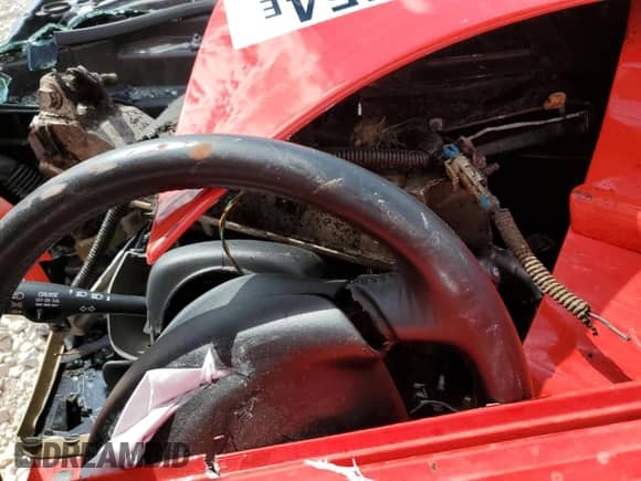 2002 Chevrolet Corvette с VIN 1G1YY22G325123372, выставлен на аукционе Copart как лот 68719554 с пробегом Не указан миль и Списание • Salvage title. История ставок и продаж доступна на DreamBid. Изображение 9.