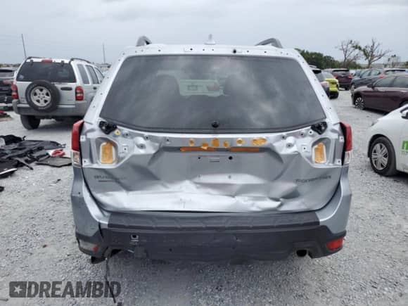 2019 Subaru Forester Limited с VIN JF2SKAUC4KH428057, выставлен на аукционе Copart как лот 84422835 с пробегом 54 003 миль миль и Списание • Salvage title. История ставок и продаж доступна на DreamBid. Изображение 6.