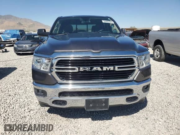 2020 Ram 1500 Lone Star z VIN 1C6RREFT2LN372496, wystawiony jako Copart lot #66883505 z przebiegiem 46 043 mil mil oraz Szkoda całkowita • Salvage title. Historia ofert i sprzedaży dostępna na DreamBid. Obrazek 5.