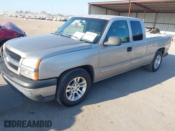 2004 Chevrolet Silverado 1500 LS with VIN 2GCEC19V641130196, listed as a IAAI auction lot 43257435 with 390,867 mi miles and . Bid and sale history available at DreamBid. Image 17.