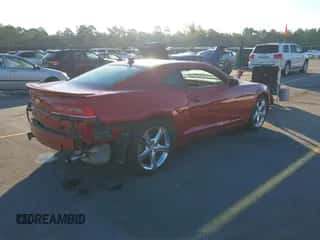 2015 Chevrolet Camaro LT z VIN 2G1FF1E39F9262642, wystawiony jako IAAI lot #43460141 z przebiegiem 26 652 mil mil oraz . Historia ofert i sprzedaży dostępna na DreamBid. Obrazek 4.