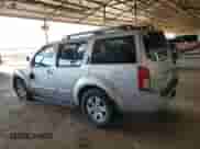 2005 Nissan Pathfinder LE z VIN 5N1AR18U35C712611, wystawiony jako Copart lot #70858685 z przebiegiem 207 666 mil mil oraz Szkoda całkowita • Salvage title. Historia ofert i sprzedaży dostępna na DreamBid. Obrazek 2.