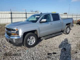 2018 Chevrolet Silverado 1500 LT z VIN 3GCUKREC2JG514691, wystawiony jako Copart lot #70646755 z przebiegiem 85 711 mil mil oraz Szkoda całkowita • Salvage title. Historia ofert i sprzedaży dostępna na DreamBid. Obrazek 1.