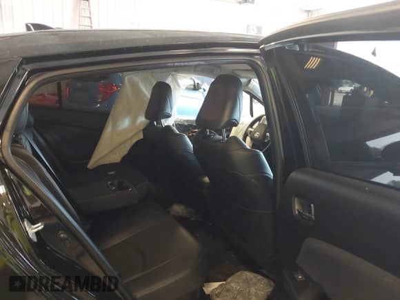 2016 Toyota Prius Four z VIN JTDKARFU2G3004385, wystawiony jako IAAI lot #42442835 z przebiegiem 121 504 mil mil oraz . Historia ofert i sprzedaży dostępna na DreamBid. Obrazek 8.