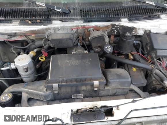 2003 Chevrolet Astro Cargo z VIN 1GCDM19X43B122767, wystawiony jako IAAI lot #41697869 z przebiegiem Nie podano mil oraz . Historia ofert i sprzedaży dostępna na DreamBid. Obrazek 10.