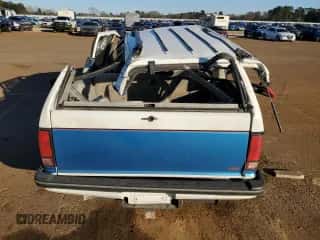 1993 Chevrolet Blazer с VIN 1GNDT13W3P2162256, выставлен на аукционе Copart как лот 41904865 с пробегом 191 390 миль миль и Списание • Salvage title. История ставок и продаж доступна на DreamBid. Изображение 6.