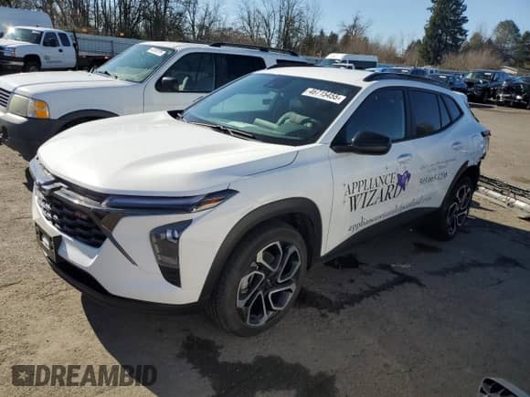 2024 Chevrolet Trax 2RS with VIN KL77LJE22RC169077, listed as a Copart auction lot 46715455 with 17,679 mi miles and Salvage title. Bid and sale history available at DreamBid. Image 1.