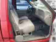 1995 GMC Sierra 1500 с VIN 1GTEC14Z2SZ561990, выставлен на аукционе IAAI как лот 42359748 с пробегом 367 569 миль миль и . История ставок и продаж доступна на DreamBid. Изображение 5.