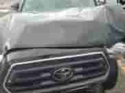 2022 Toyota Tacoma SR z VIN 3TYSZ5AN0NT077417, wystawiony jako Copart lot #62022335 z przebiegiem 9 254 mil mil oraz Nie do naprawy • Non repairable. Historia ofert i sprzedaży dostępna na DreamBid. Obrazek 11.