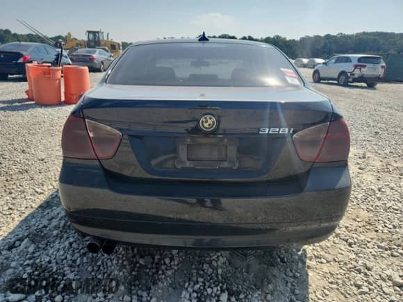 2008 BMW 3 Series 328i с VIN WBAVA37578NL48234, выставлен на аукционе Copart как лот 80809585 с пробегом 172 464 миль миль и Списание • Salvage title. История ставок и продаж доступна на DreamBid. Изображение 6.