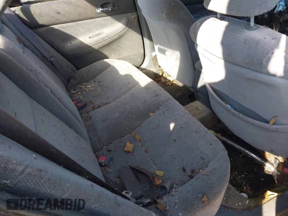 1997 Honda Accord LX with VIN 1HGCD5635VA220267, listed as a IAAI auction lot 43246438 with 260,776 mi miles and . Bid and sale history available at DreamBid. Image 8.