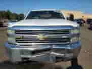 2015 Chevrolet Silverado 2500HD with VIN 1GB1KUE82FF176224, listed as a Copart auction lot 84012415 with 319,764 mi miles and Salvage title. Bid and sale history available at DreamBid. Image 5.