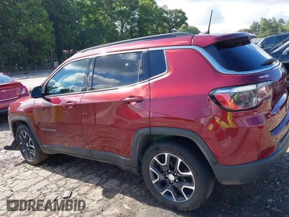 2022 Jeep Compass Latitude с VIN 3C4NJCBB6NT119409, выставлен на аукционе IAAI как лот 42514177 с пробегом 103 225 миль миль и . История ставок и продаж доступна на DreamBid. Изображение 14.