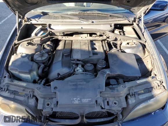 2004 BMW 3 Series 325Ci with VIN WBABD33464PL02870, listed as a Copart auction lot 90540995 with 215,536 mi miles and Clean title. Bid and sale history available at DreamBid. Image 11.