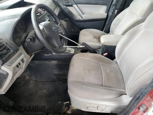 2015 Subaru Forester Premium с VIN JF2SJAFC4FH455796, выставлен на аукционе Copart как лот 81222815 с пробегом 179 771 миль миль и Списание • Salvage title. История ставок и продаж доступна на DreamBid. Изображение 7.