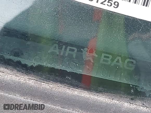 1996 Ford Explorer XLT z VIN 1FMDU35P9TUD18916, wystawiony jako IAAI lot #43196085 z przebiegiem Nie podano mil oraz . Historia ofert i sprzedaży dostępna na DreamBid. Obrazek 11.