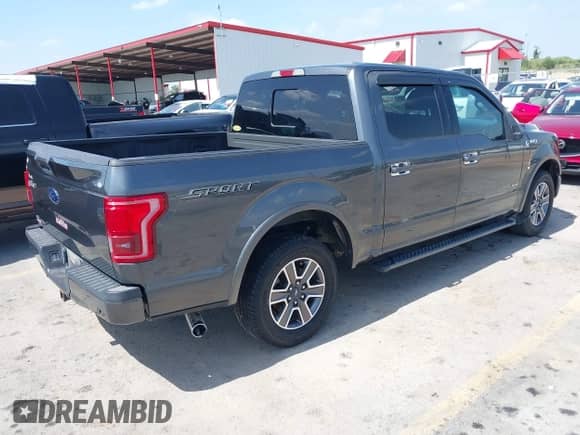 2017 Ford F-150 XL z VIN 1FTEW1CP0HFA45466, wystawiony jako IAAI lot #42758184 z przebiegiem 66 523 mil mil oraz . Historia ofert i sprzedaży dostępna na DreamBid. Obrazek 4.