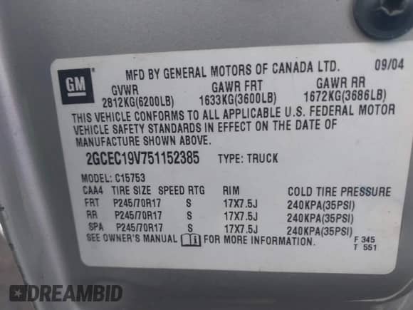2005 Chevrolet Silverado 1500 LS z VIN 2GCEC19V751152385, wystawiony jako IAAI lot #43360918 z przebiegiem 158 152 mil mil oraz . Historia ofert i sprzedaży dostępna na DreamBid. Obrazek 9.