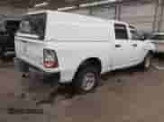 2018 Ram 1500 Express z VIN 1C6RR7KG7JS348228, wystawiony jako IAAI lot #41580734 z przebiegiem 96 631 mil mil oraz . Historia ofert i sprzedaży dostępna na DreamBid. Obrazek 4.