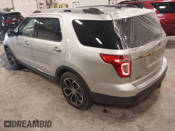 2012 Ford Explorer XLT z VIN 1FMHK7D86CGA55744, wystawiony jako IAAI lot #43338064 z przebiegiem 205 004 mil mil oraz . Historia ofert i sprzedaży dostępna na DreamBid. Obrazek 3.