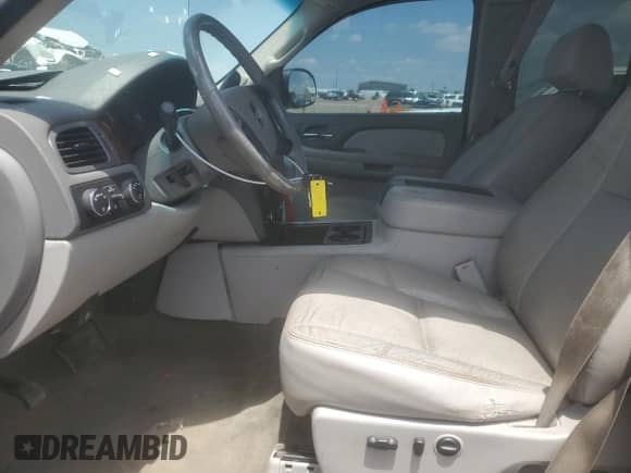 2009 Chevrolet Silverado 1500 LTZ с VIN 1GCEK39099Z145275, выставлен на аукционе Copart как лот 62400045 с пробегом 125 566 миль миль и Списание • Salvage title. История ставок и продаж доступна на DreamBid. Изображение 7.