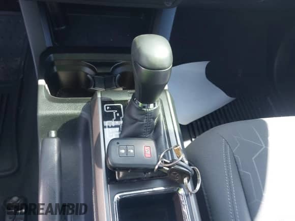 2016 Toyota Tacoma SR5 with VIN 3TMAZ5CNXGM009360, listed as a IAAI auction lot 43186084 with 89,490 mi miles and . Bid and sale history available at DreamBid. Image 11.