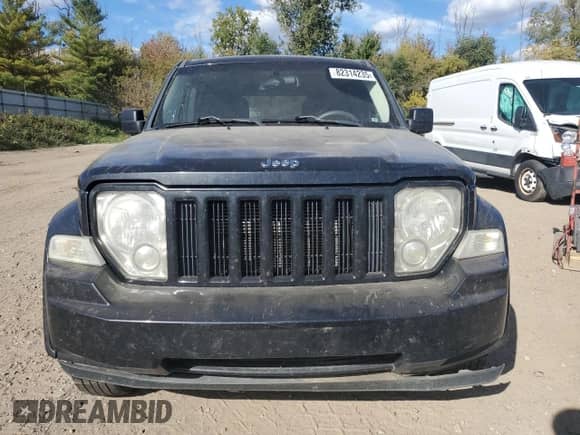 2011 Jeep Liberty Sport с VIN 1J4PN2GKXBW503337, выставлен на аукционе Copart как лот 82314235 с пробегом 288 172 миль миль и Чистый • Clean title. История ставок и продаж доступна на DreamBid. Изображение 5.
