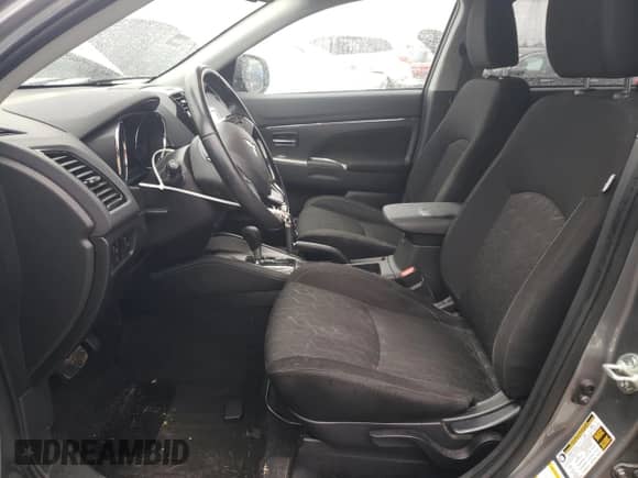 2021 Mitsubishi Outlander ES z VIN JA4ARUAU4MU020344, wystawiony jako Copart lot #69346195 z przebiegiem 120 957 mil mil oraz Szkoda całkowita • Salvage title. Historia ofert i sprzedaży dostępna na DreamBid. Obrazek 7.