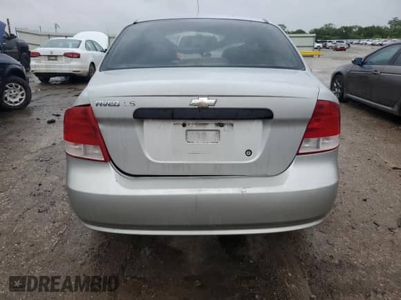 2004 Chevrolet Aveo LS z VIN KL1TJ526X4B240781, wystawiony jako Copart lot #55926015 z przebiegiem 142 173 mil mil oraz Szkoda całkowita • Salvage title. Historia ofert i sprzedaży dostępna na DreamBid. Obrazek 6.