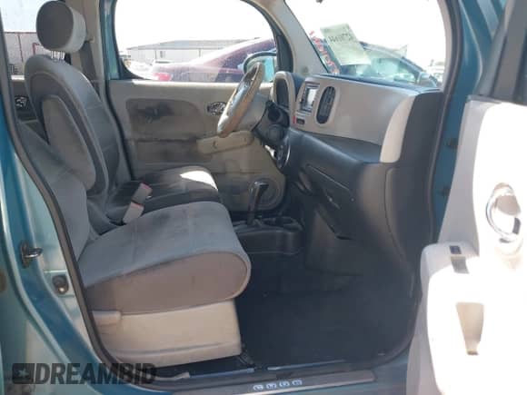 2011 Nissan Cube S с VIN JN8AZ2KR6BT214255, выставлен на аукционе IAAI как лот 42701644 с пробегом 291 798 миль миль и . История ставок и продаж доступна на DreamBid. Изображение 5.