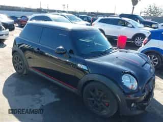 2013 MINI Hardtop S with VIN WMWSV3C56DT394382, listed as a IAAI auction lot 41744993 with 77,330 mi miles and . Bid and sale history available at DreamBid. Image 1.