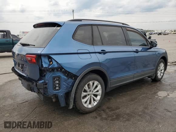 2019 Volkswagen Tiguan S с VIN 3VV1B7AX3KM057457, выставлен на аукционе Copart как лот 71916555 с пробегом 105 736 миль миль и Списание • Salvage title. История ставок и продаж доступна на DreamBid. Изображение 3.