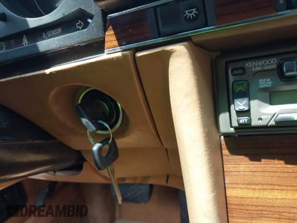 1982 Mercedes-Benz 380 SL with VIN WDBBA45A2CB018750, listed as a IAAI auction lot 42766963 with 99,089 mi miles and . Bid and sale history available at DreamBid. Image 11.