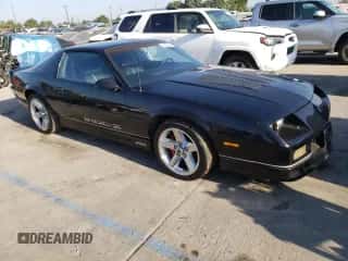 1987 Chevrolet Camaro z VIN 1G1FP2187HL134979, wystawiony jako Copart lot #81095404 z przebiegiem 44 462 mil mil oraz Szkoda całkowita • Salvage title. Historia ofert i sprzedaży dostępna na DreamBid. Obrazek 4.