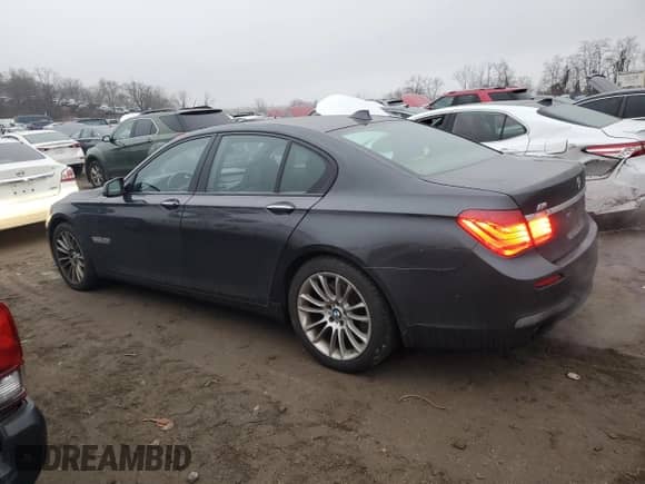2010 BMW 7 Series 750i xDrive z VIN WBAKC6C58ACL67686, wystawiony jako Copart lot #84258524 z przebiegiem 117 057 mil mil oraz Szkoda całkowita • Salvage title. Historia ofert i sprzedaży dostępna na DreamBid. Obrazek 2.