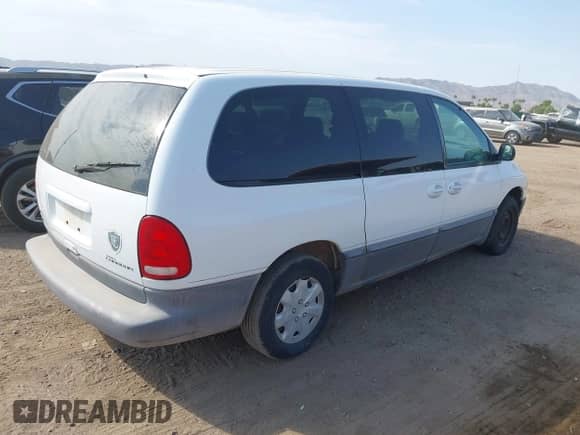 1997 Dodge Caravan LE with VIN 1B4GP54L0VB469965, listed as a IAAI auction lot 42703713 with 183,156 mi miles and . Bid and sale history available at DreamBid. Image 4.