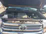 2017 Toyota Tundra Platinum с VIN 5TFAY5F17HX637514, выставлен на аукционе IAAI как лот 41519362 с пробегом 152 935 миль миль и . История ставок и продаж доступна на DreamBid. Изображение 10.