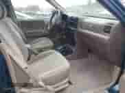 2000 Honda Passport LX with VIN 4S6DM58WXY4414843, listed as a IAAI auction lot 41325250 with 100,909 mi miles and . Bid and sale history available at DreamBid. Image 5.