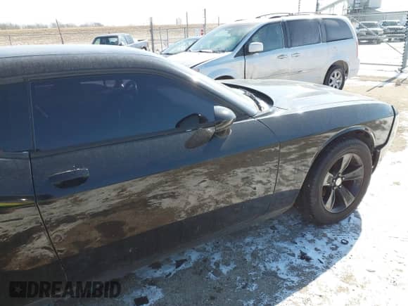 2015 Dodge Challenger SXT с VIN 2C3CDZAG3FH739860, выставлен на аукционе IAAI как лот 41633204 с пробегом 87 442 миль миль и . История ставок и продаж доступна на DreamBid. Изображение 19.