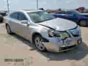 2009 Acura TL Technology с VIN 19UUA86559A013044, выставлен на аукционе Copart как лот 80751845 с пробегом 265 326 миль миль и Списание • Salvage title. История ставок и продаж доступна на DreamBid. Изображение 4.