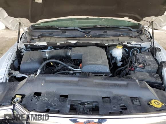 2018 Ram 1500 Tradesman z VIN 1C6RR6KG4JS259405, wystawiony jako Copart lot #48804295 z przebiegiem 151 462 mil mil oraz Szkoda całkowita • Salvage title. Historia ofert i sprzedaży dostępna na DreamBid. Obrazek 13.